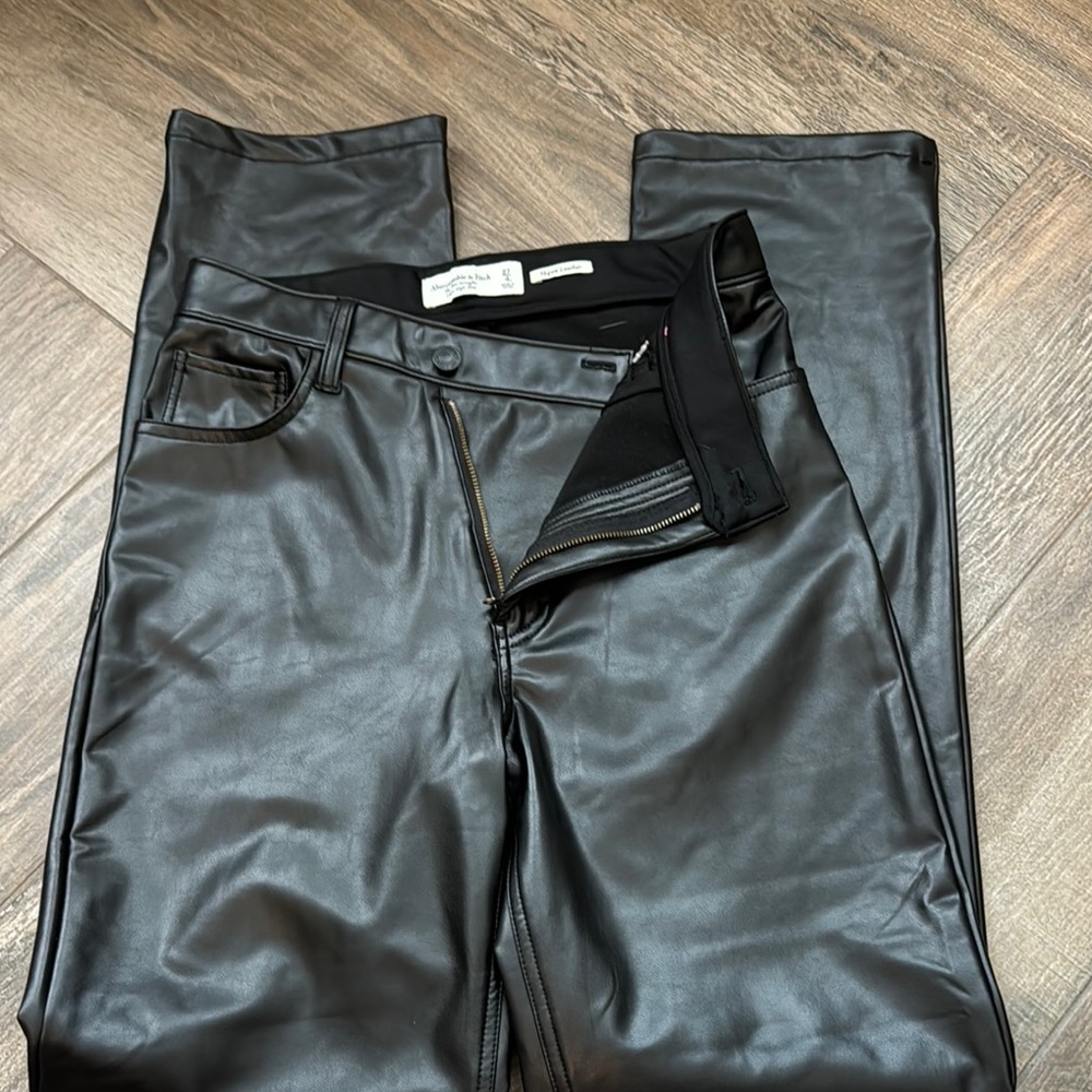 Abercrombie & Fitch Black Straight Leg Pants Sleek Finish